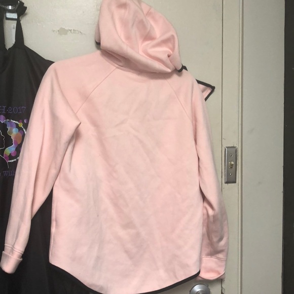 Mid condition baby pink Puma Jacket - Picture 2 of 2